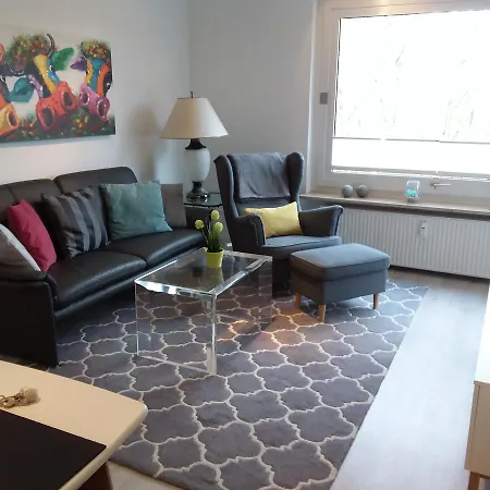 Smucke Stuuv Ii & Iii *